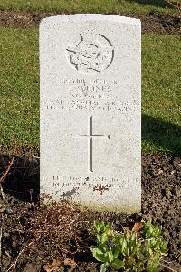 Harrogate (Stonefall) Cemetery - Jones, Lloyd Ingram